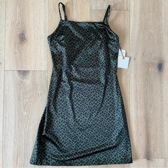 Olive green & black print satin mini dress Sz Small Originality *C24 - Picture 1 of 3